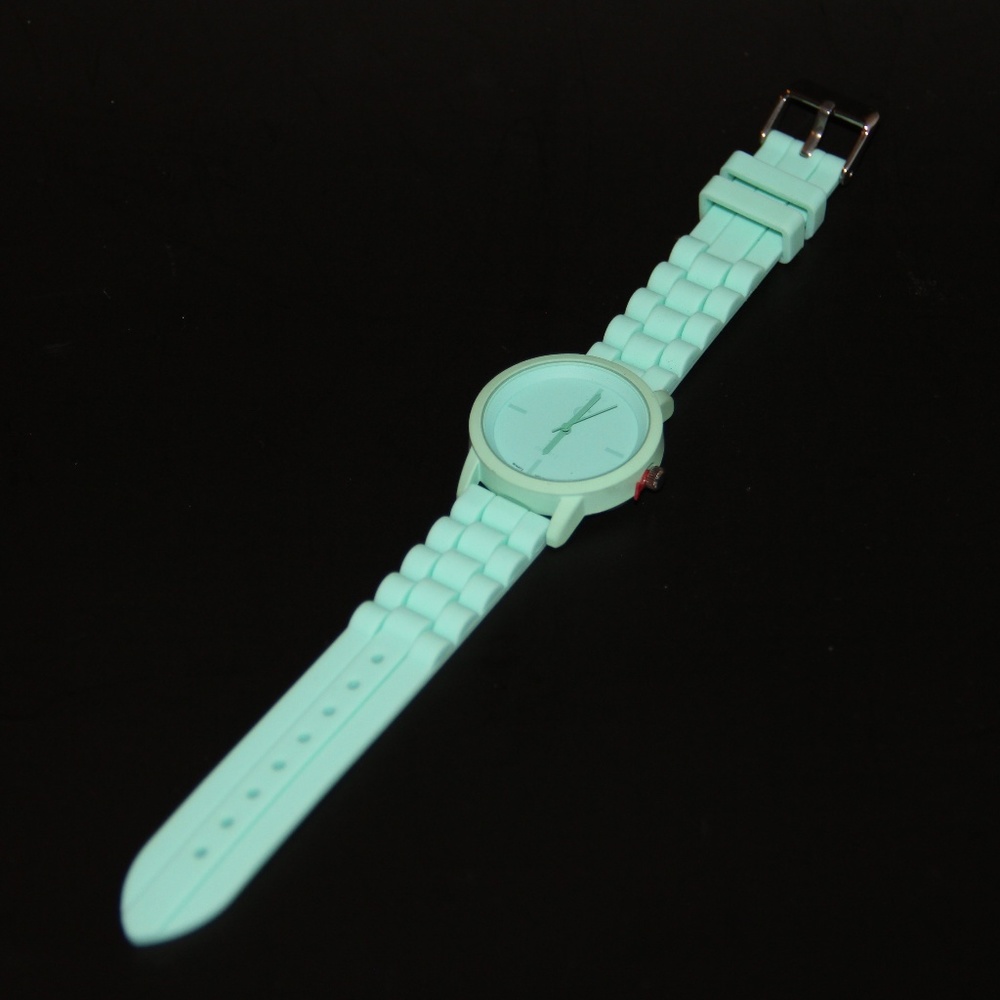 NEW! Mint Green Ladies Watch